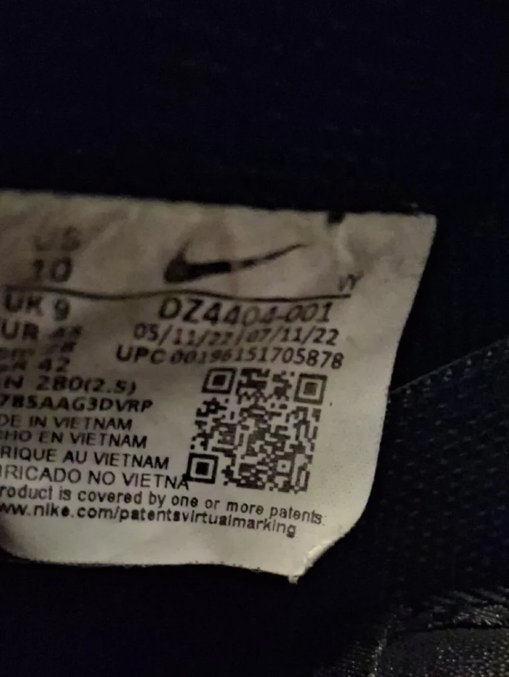 Nike Black Leather Low-Top Sneakers with Gum Sole